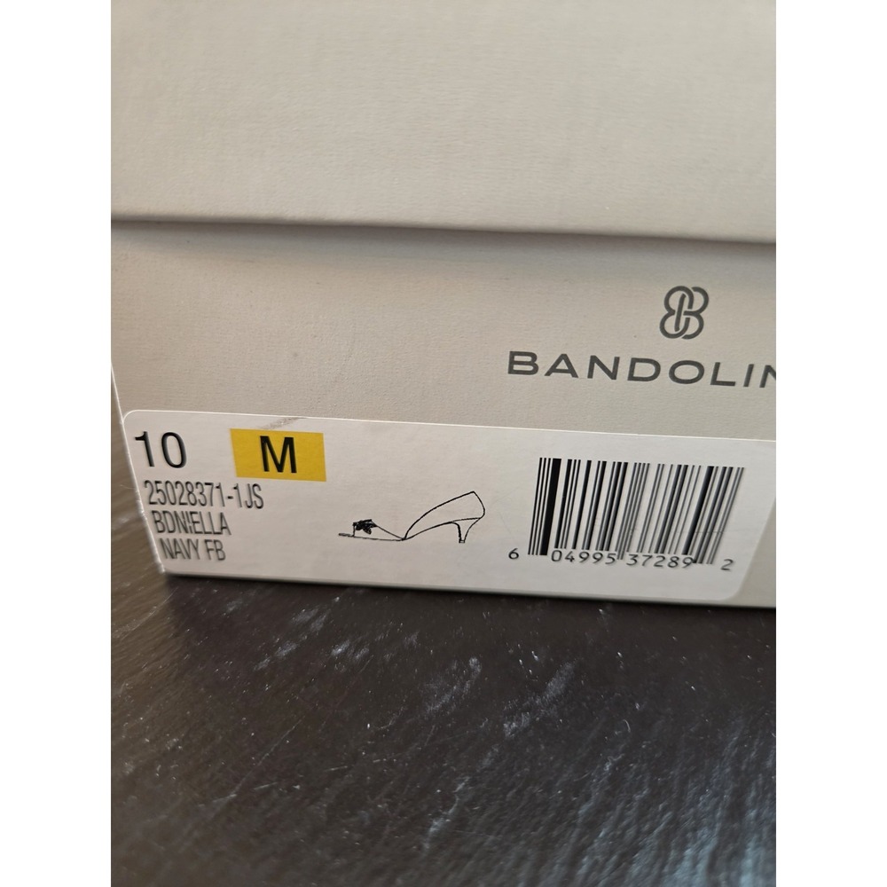 Bandolino Women's Bdniella Peak Toe Sparkle Navy Silver Bow Heels Size 10M NEW! - Picture 9 of 12